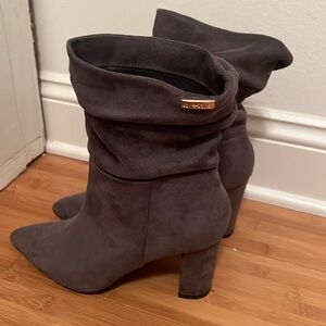 Grey Bebe Heeled Slouch Boot - size: 9